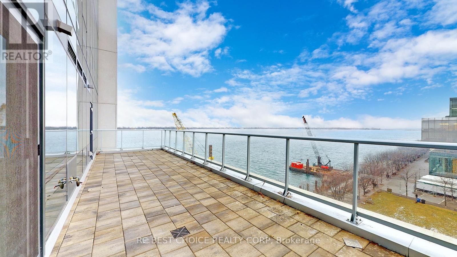 723 55 Merchants Wharf St, Toronto, ON M5A 0P2