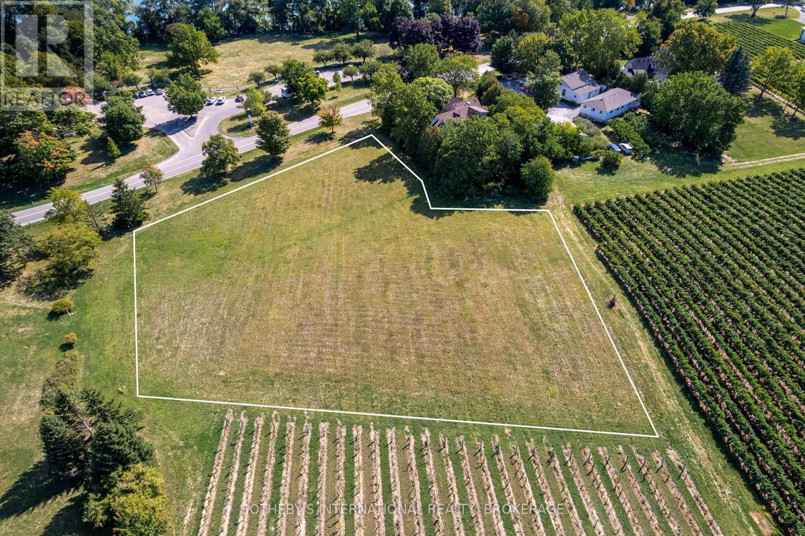 15936 Niagara Pkwy, Niagara-on-the-lake Town, ON L0S 1J0