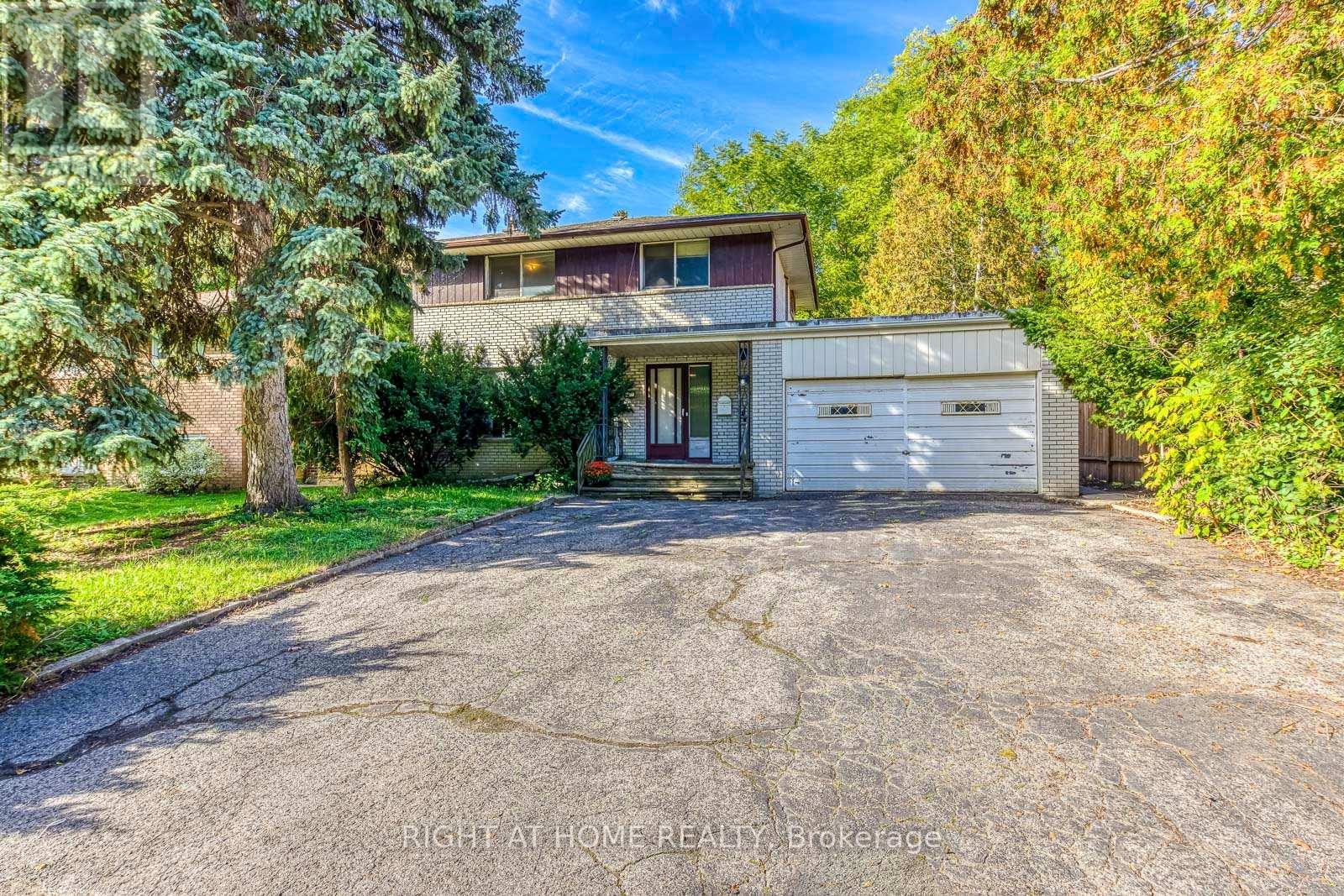 2572 Islington Ave, Toronto, ON M9V 2X2