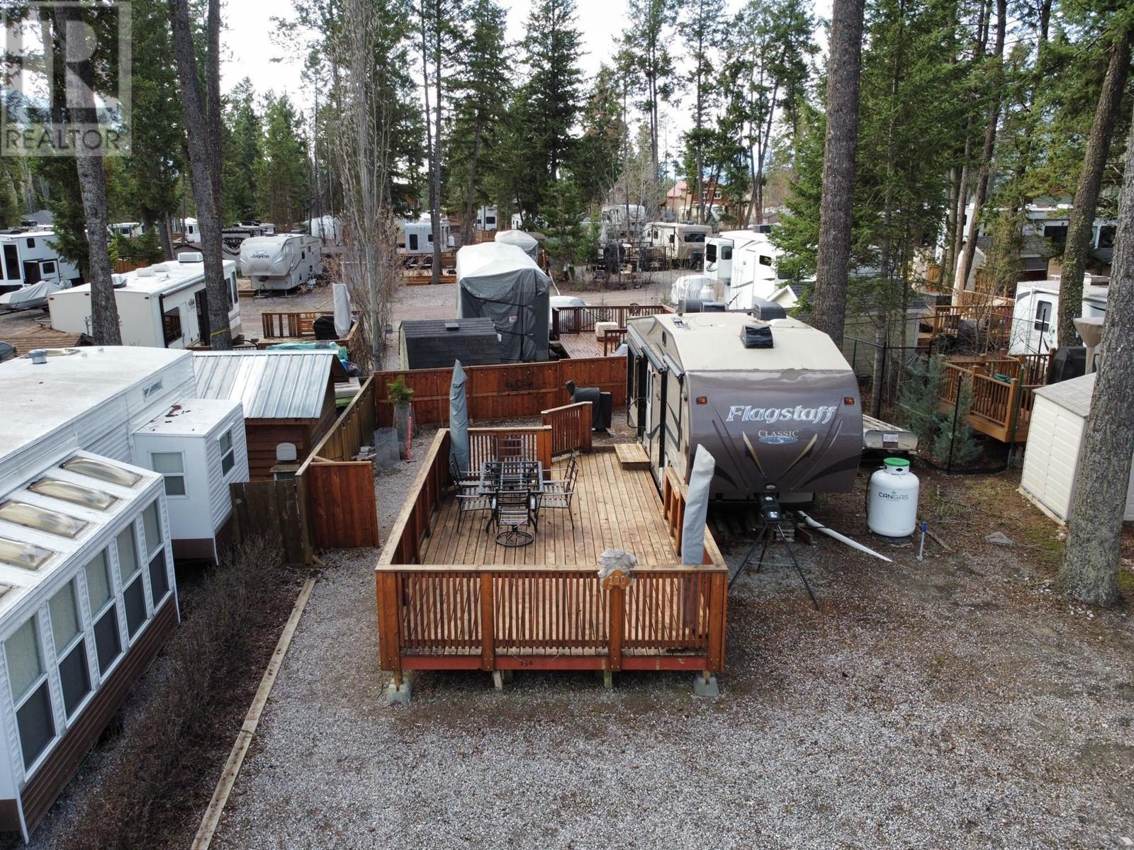 4868 Riverview Drive Lot Apt 130, Edgewater, BC V0A 1E0