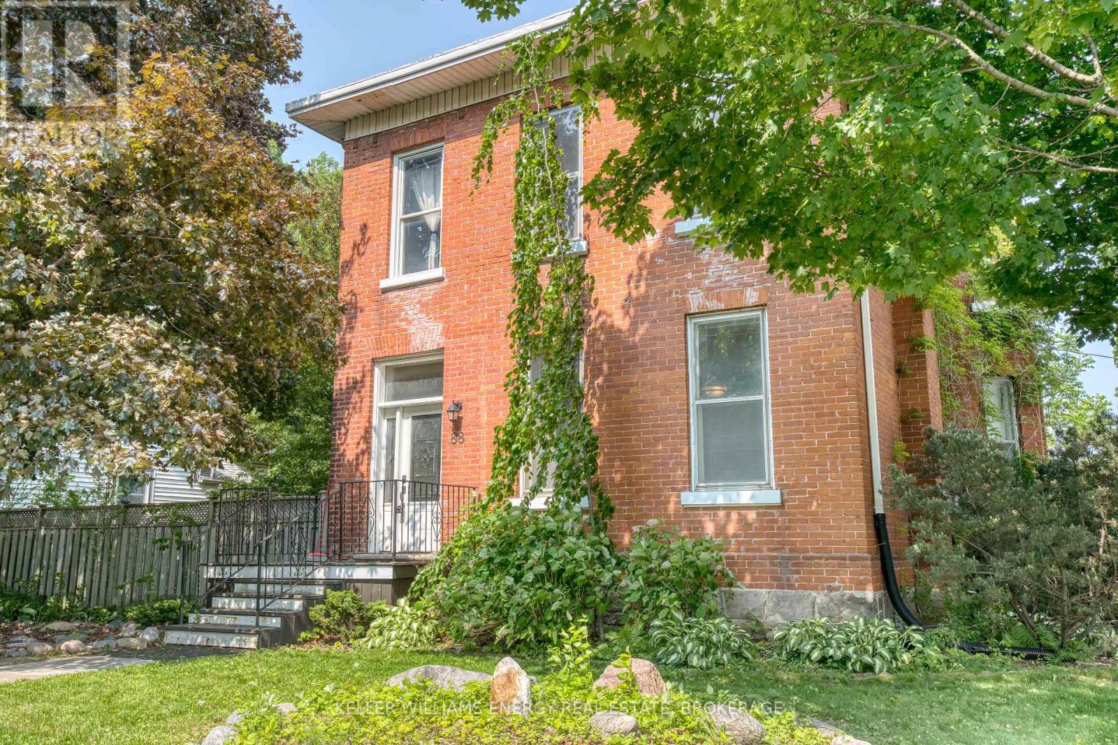 88 Wellington St N, Woodstock, ON N4S 6R1