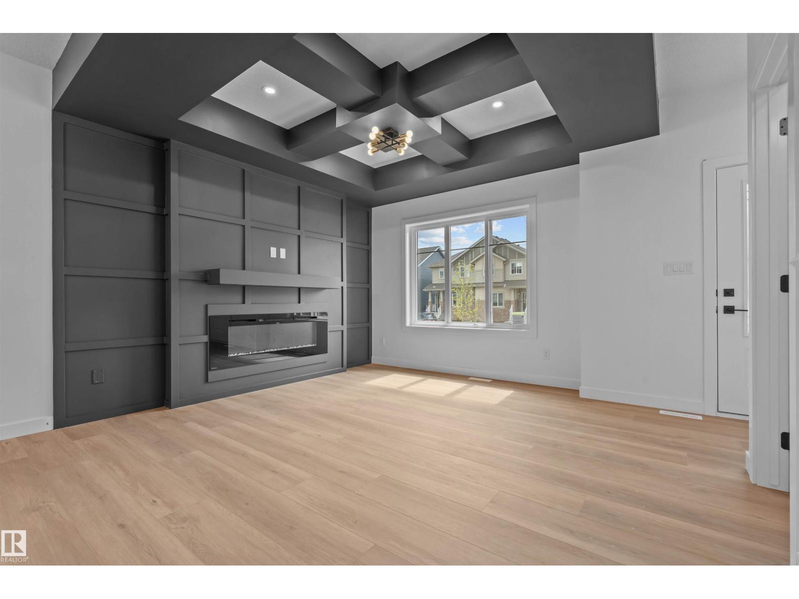 107 Av Unit 9907, Morinville, AB T8R 2P1