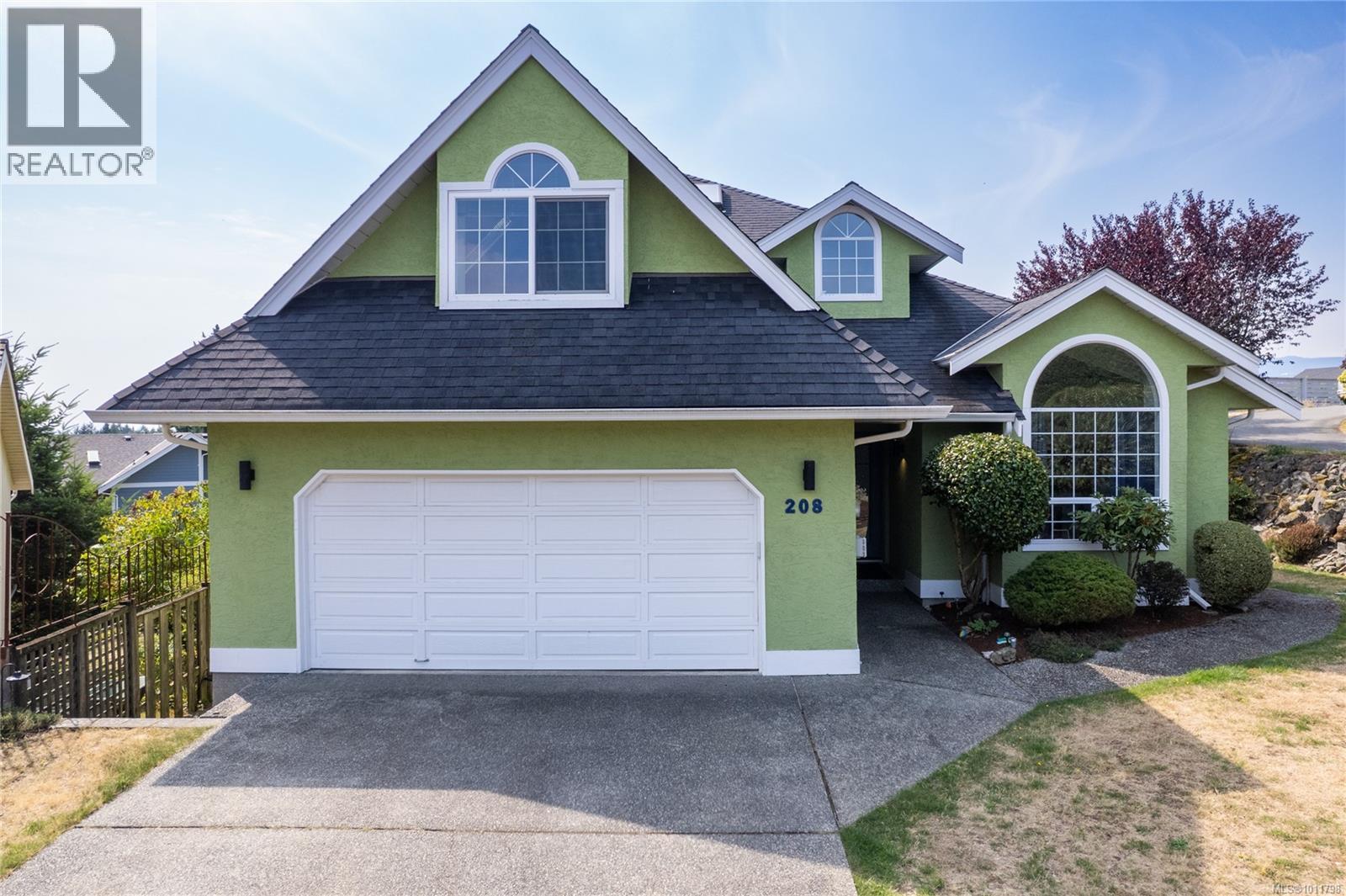 208 Scarborough Pl, Nanaimo, BC V9T 5L3