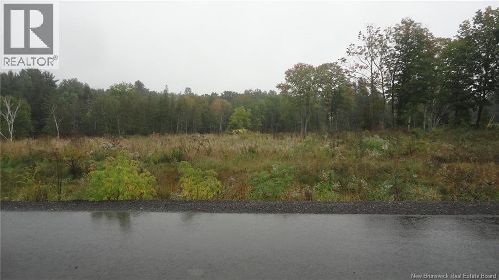 1 Pleasant Tree Way, Island View, NB E3E 0H3