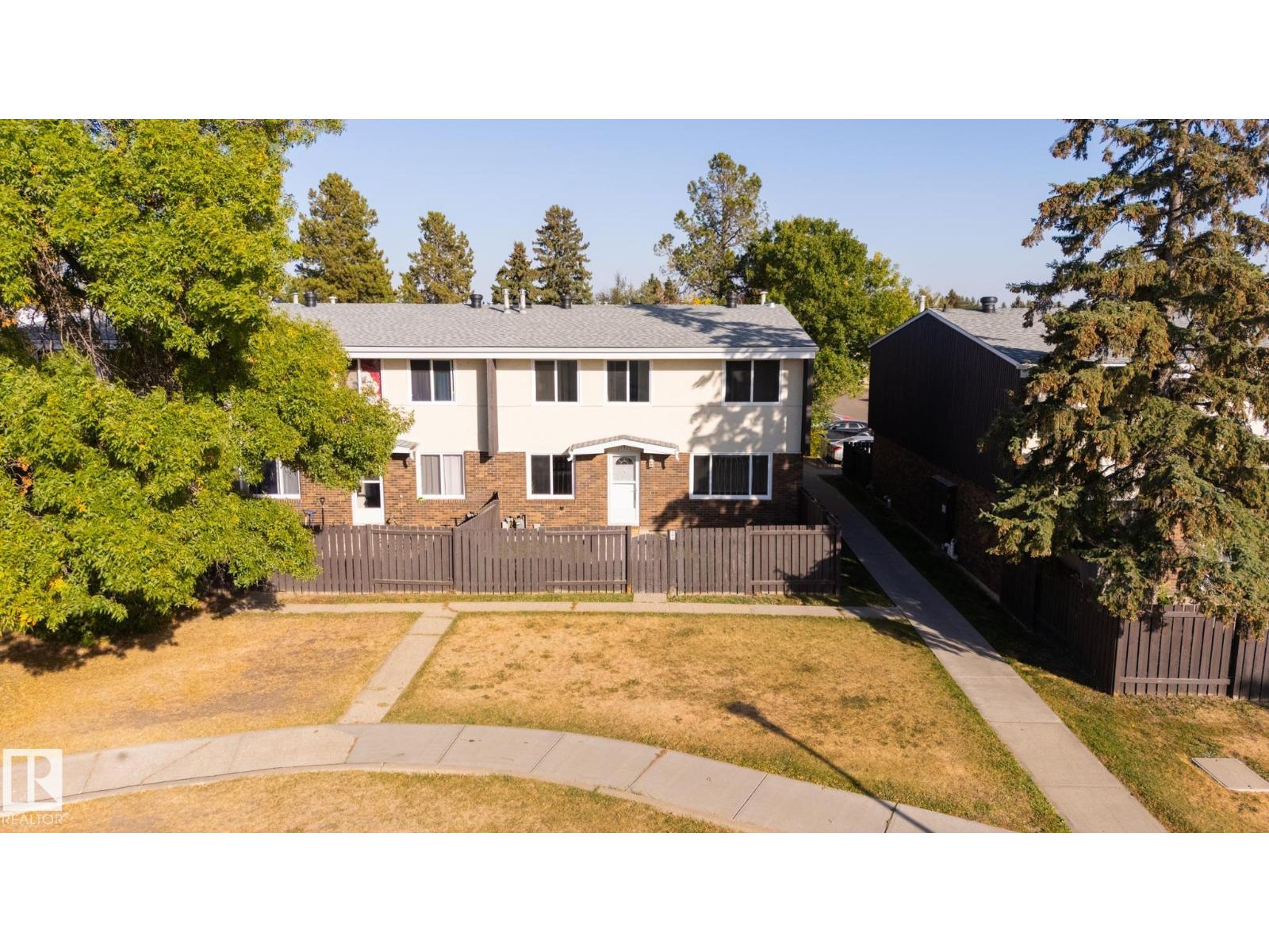 193 Roseland Vg NW, Edmonton, AB T5E 5R6