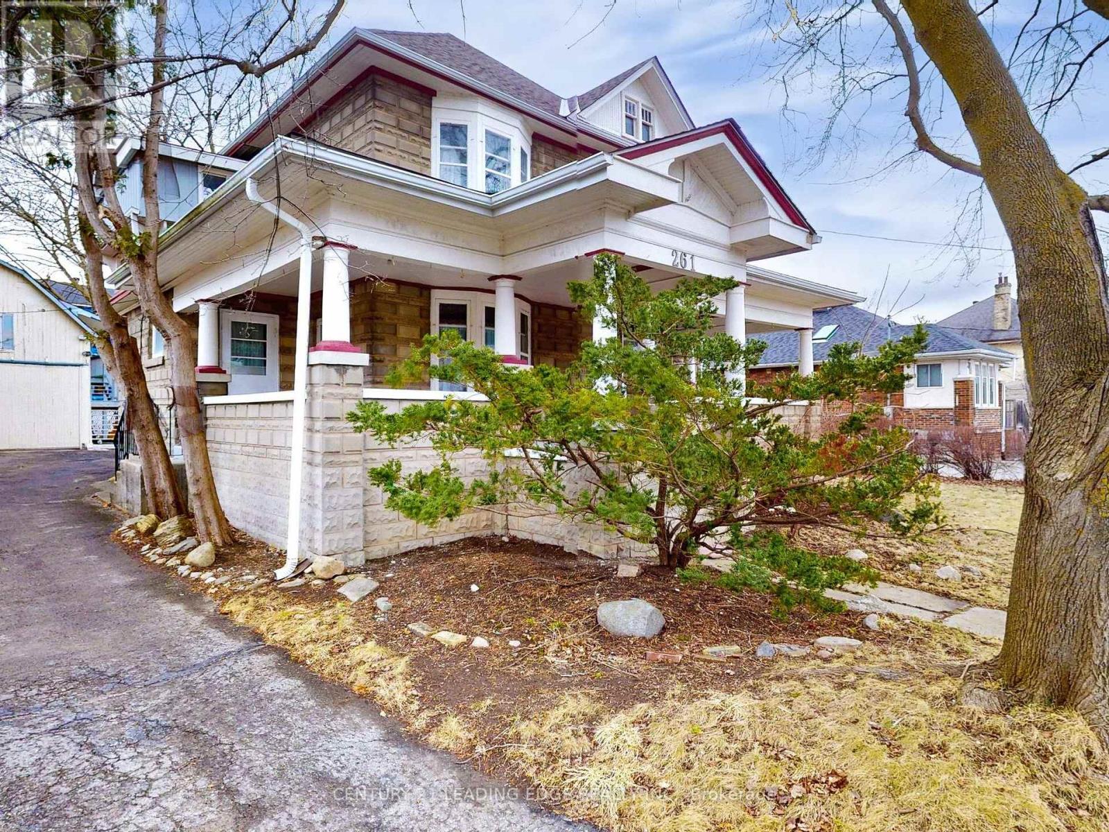261 Main St N, Markham, ON L3P 1Y6