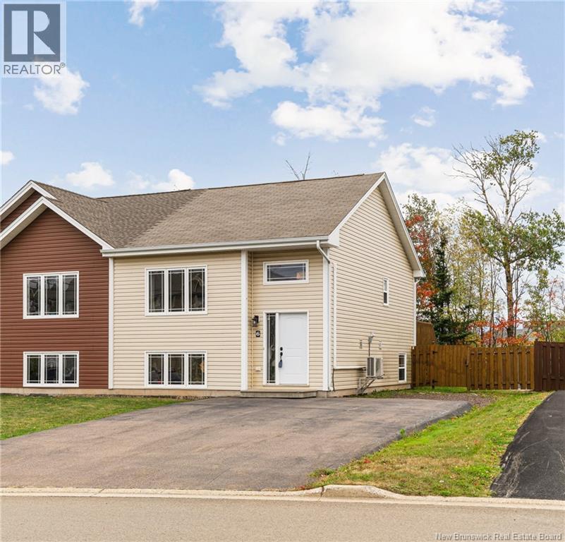 6 Whisperwood Dr, Moncton, NB E1G 0P8