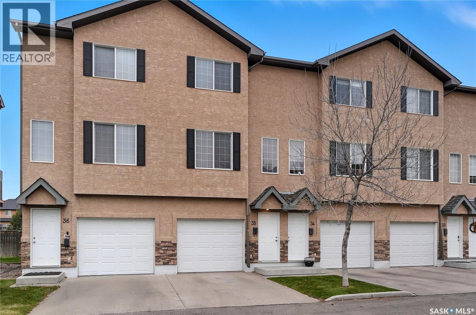 118 Pawlychenko Lane Unit 35, Saskatoon, SK S7V 1J9
