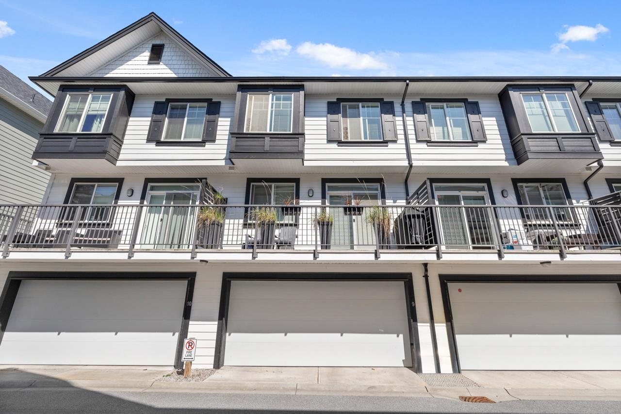 16323 15 Avenue Unit 9, Surrey, BC V4A 0C5
