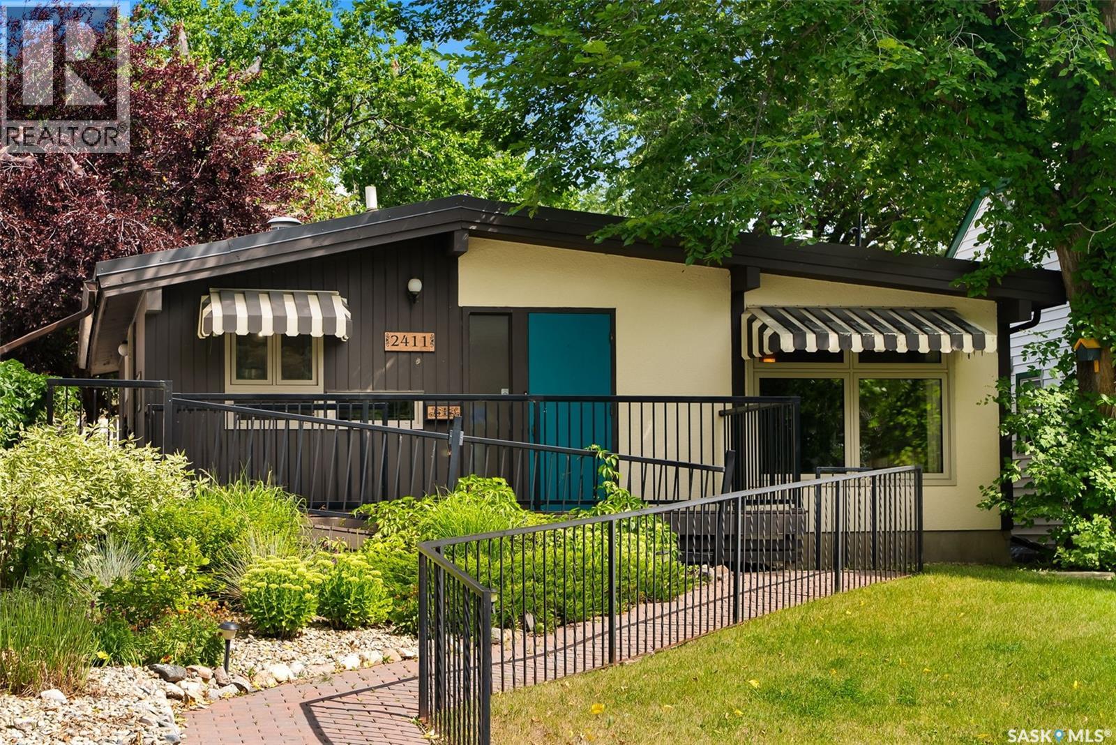 2411 Athol St, Regina, SK S4T 3G6