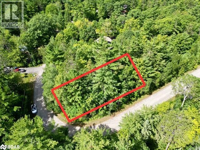 14 Pineshore Crescent, Tiny, ON L0L 2T0