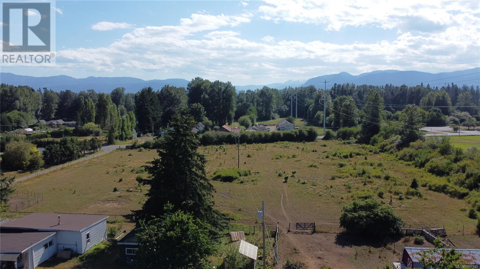 4766 Headquarters Rd, Courtenay, BC V9N 9H4