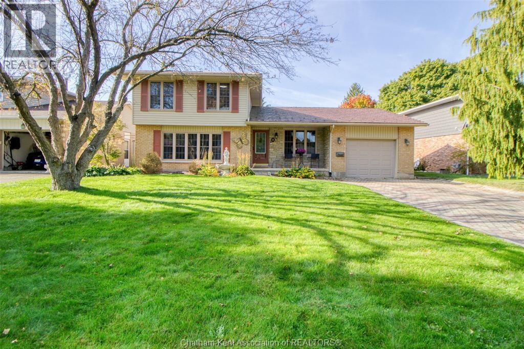 55 Daleview Cres, Chatham, ON N7M 5V9
