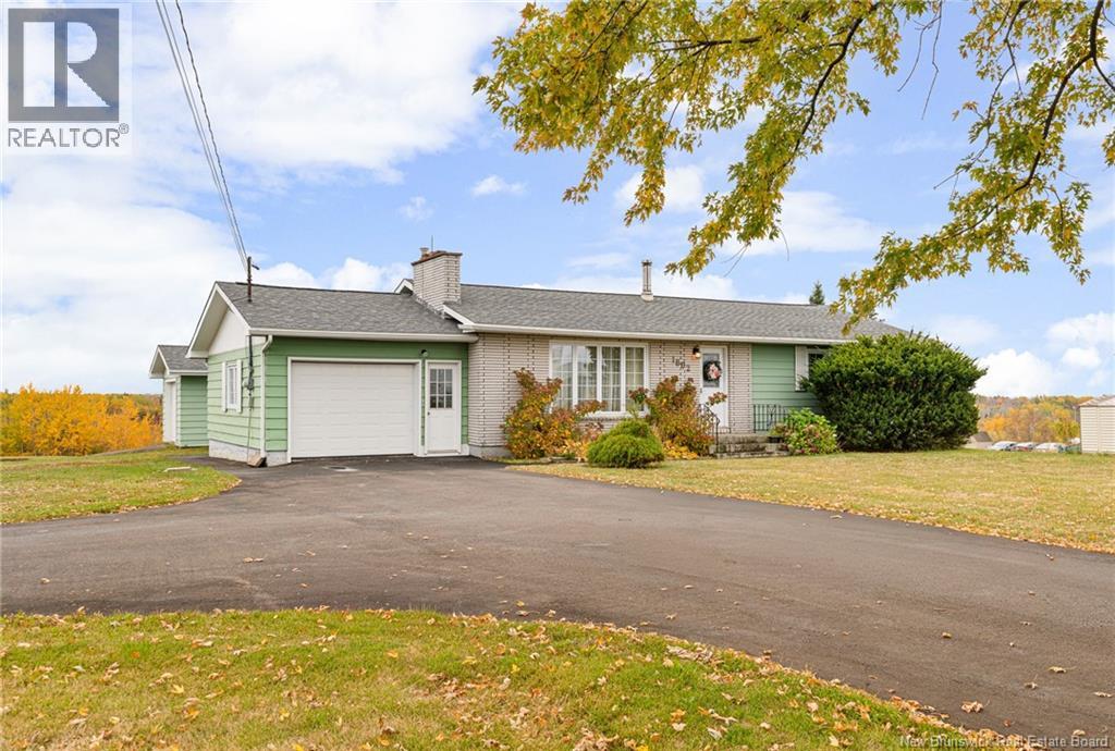 1802 Champlain St, Dieppe, NB E1A 7J1