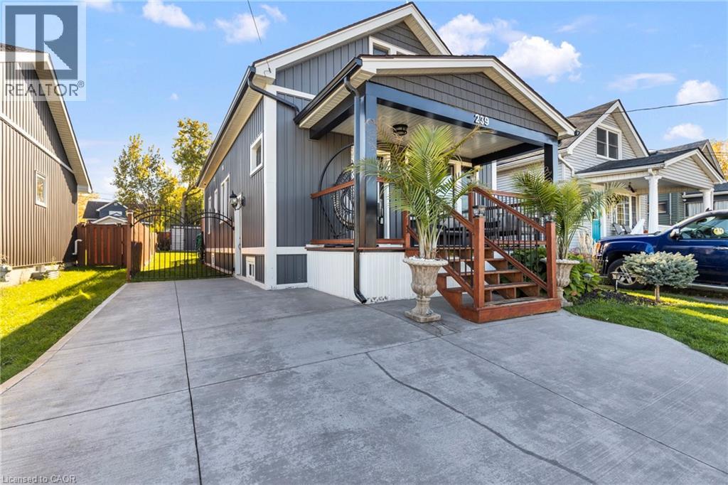 239 Bowen Rd, Fort Erie, ON L2A 2Y6