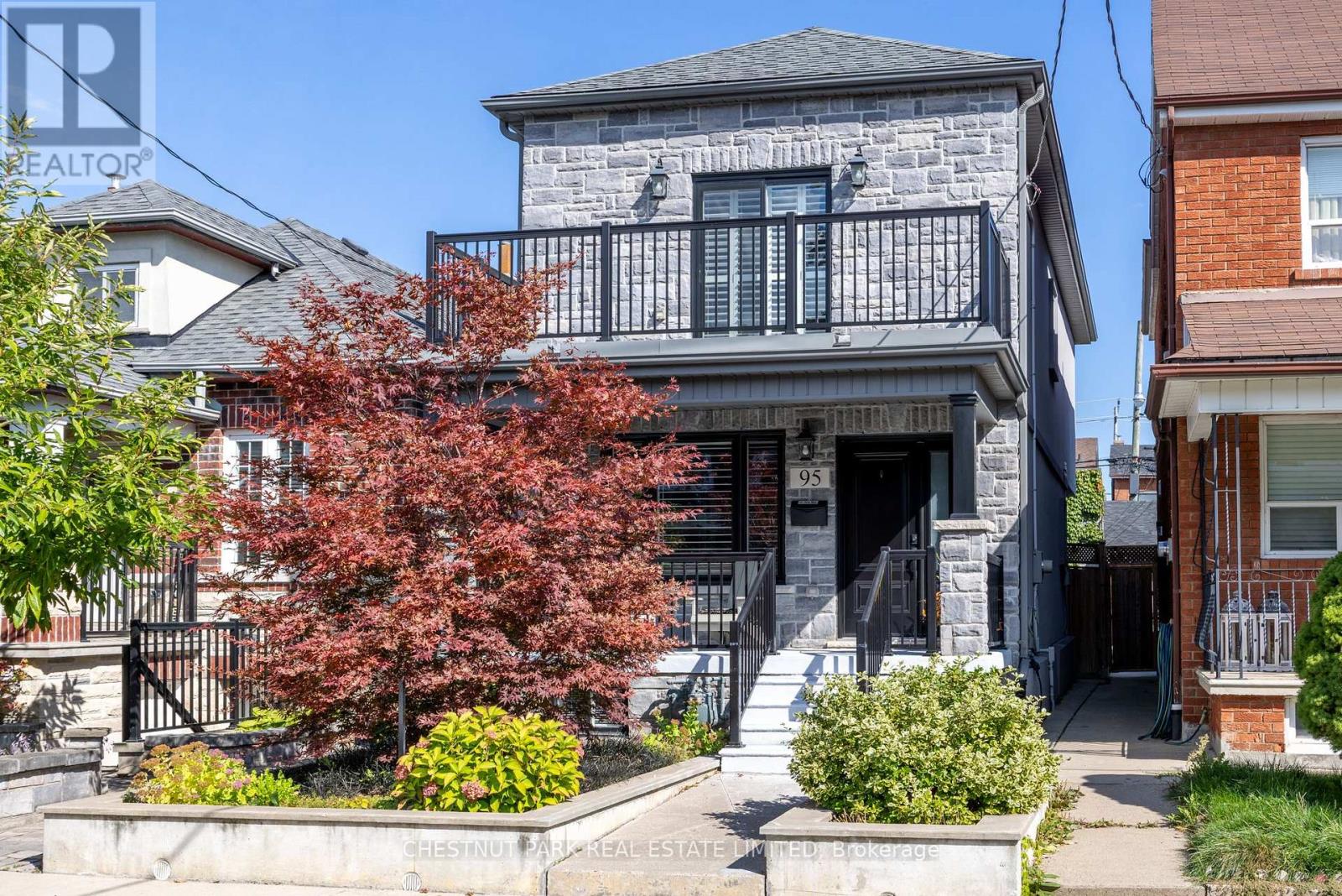 95 Sellers Ave, Toronto, ON M6E 3T7