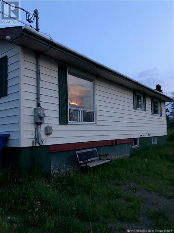 3 Les Lutes Rd, Steeves Mountain, NB E1G 3Y2