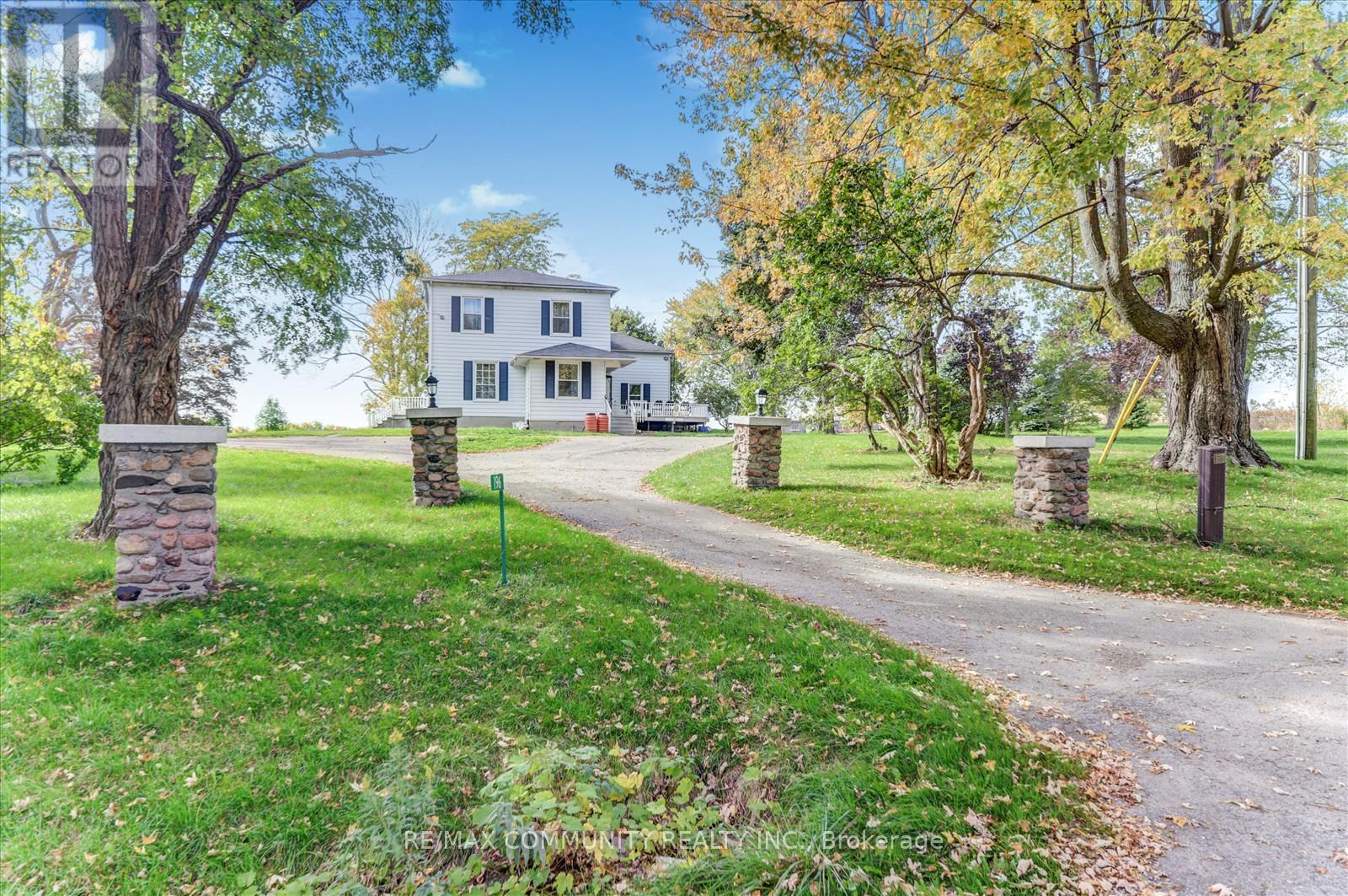 196 Lovekin Rd, Clarington, ON L1B 0S2