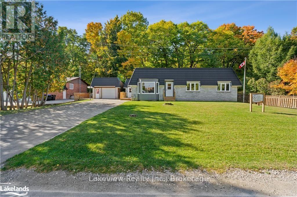 3914 Rosemary Ln, Innisfil, ON L9S 2L6