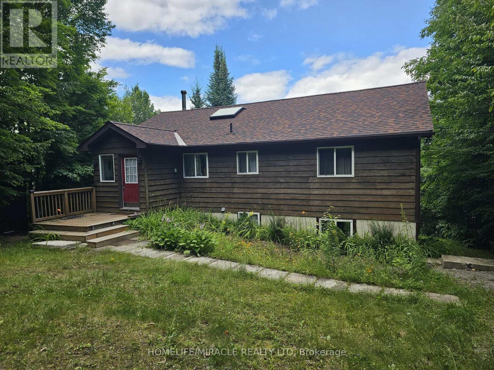 1274 Twist Ln, Highlands East, ON K0M 2A1