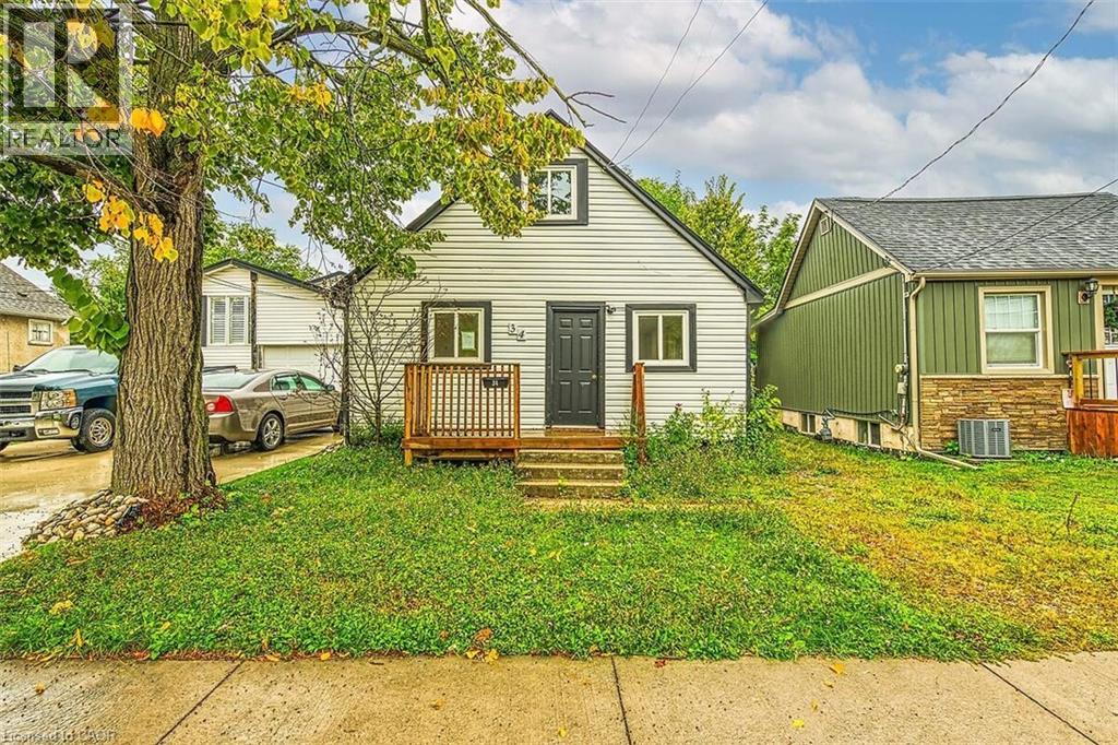 34 Rykert St, St. Catharines, ON L2S 1Z1