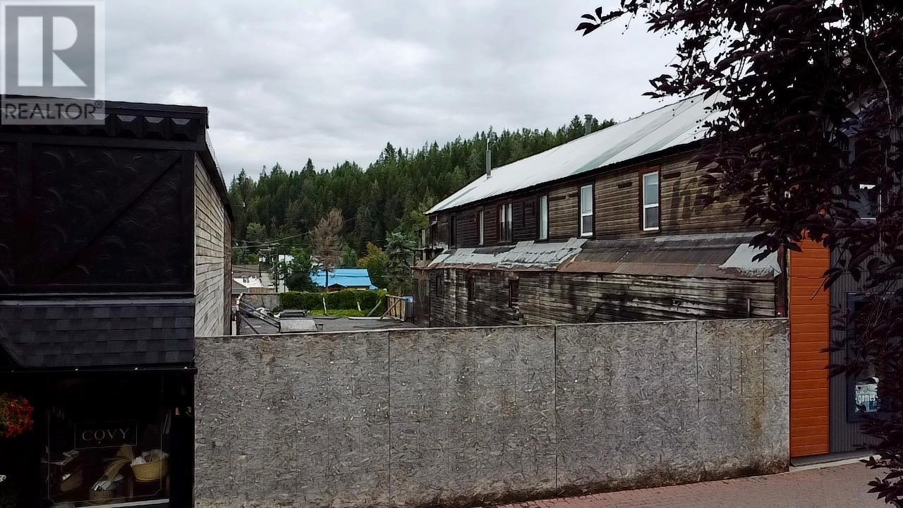 240 Spokane St, Kimberley, BC V1A 2E4