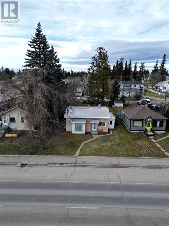 4 Avenue Unit 4720, Edson, AB T7E 1C8