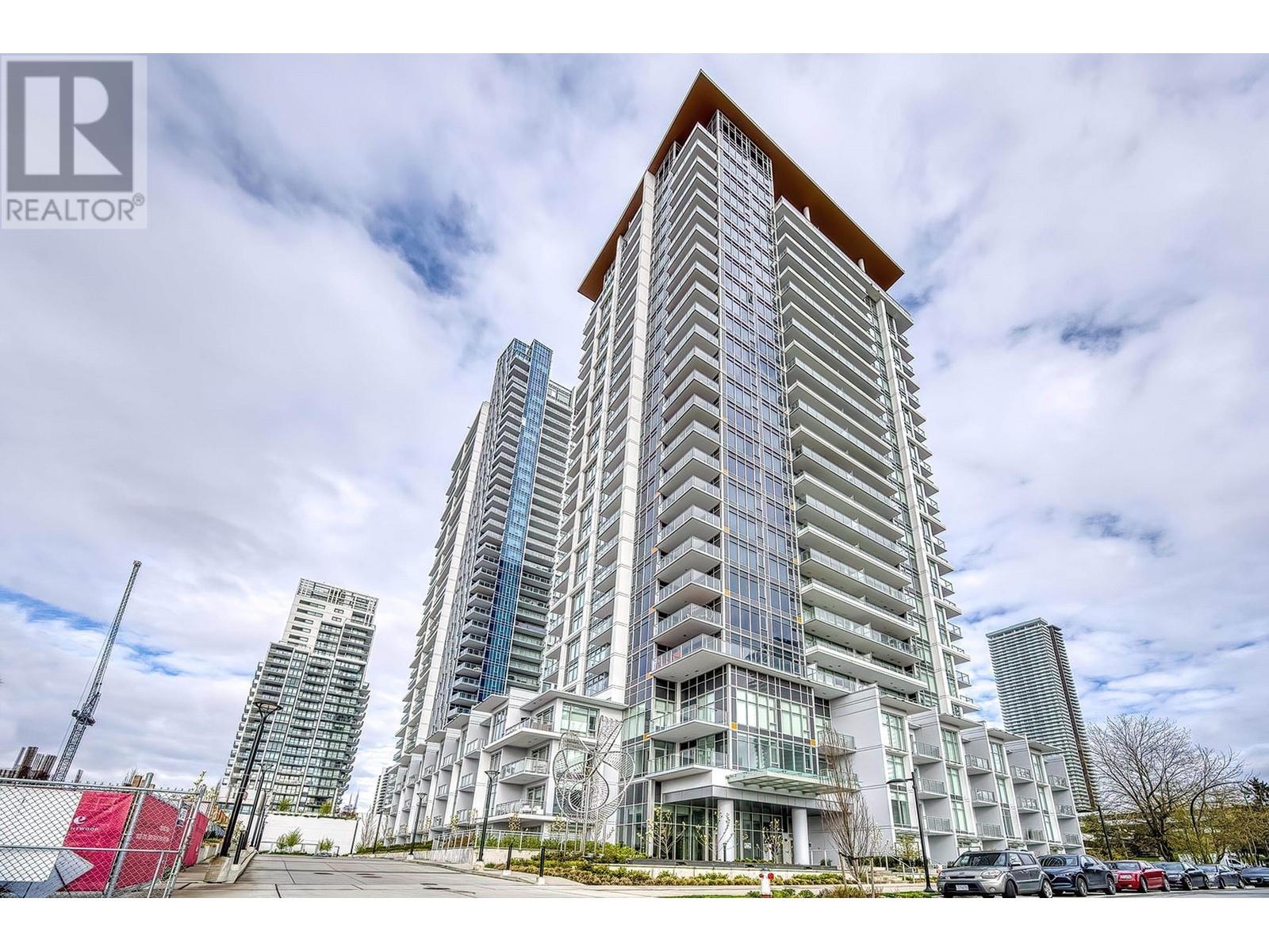 2351 Beta Avenue Unit 703, Burnaby, BC V5C 0M2