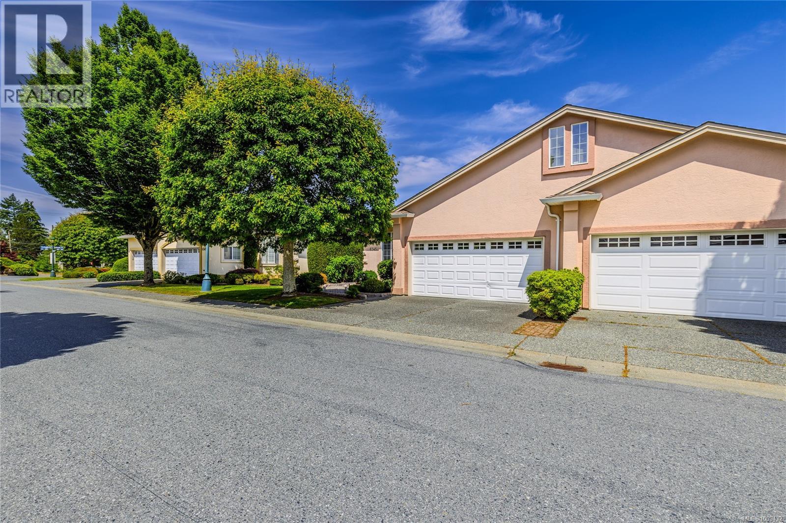 6345 Savary St, Nanaimo, BC V9V 1S8