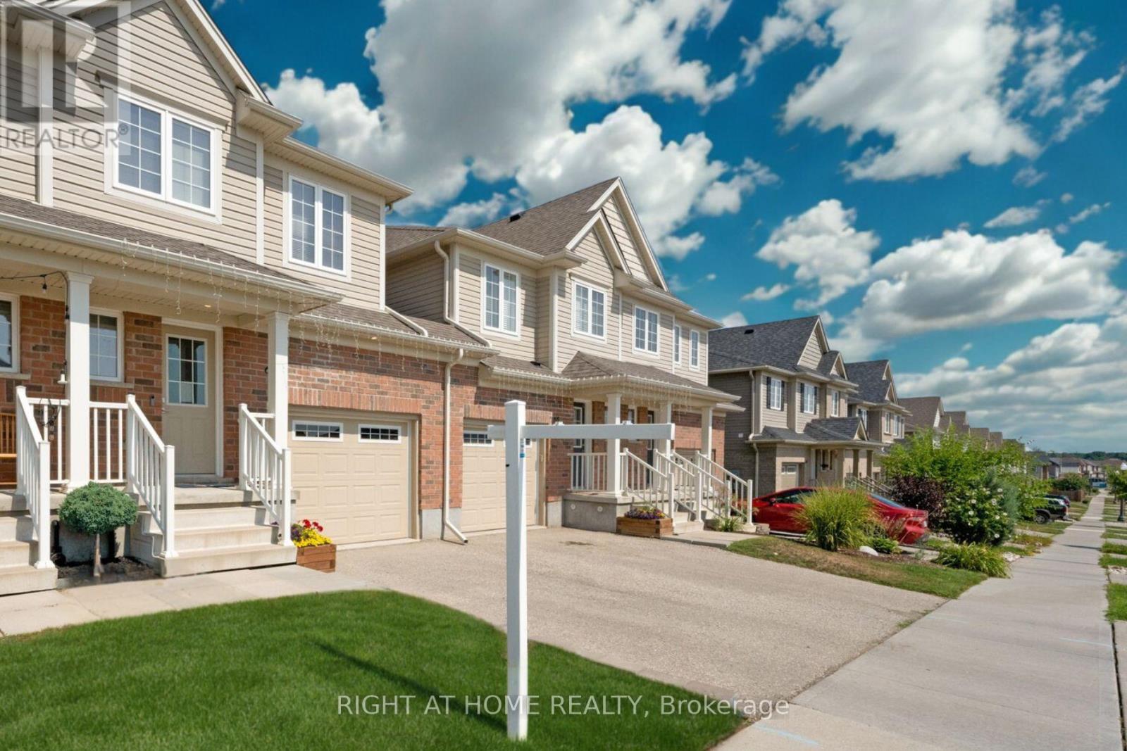 63 Grand Flats Trl, Kitchener, ON N2A 0J8