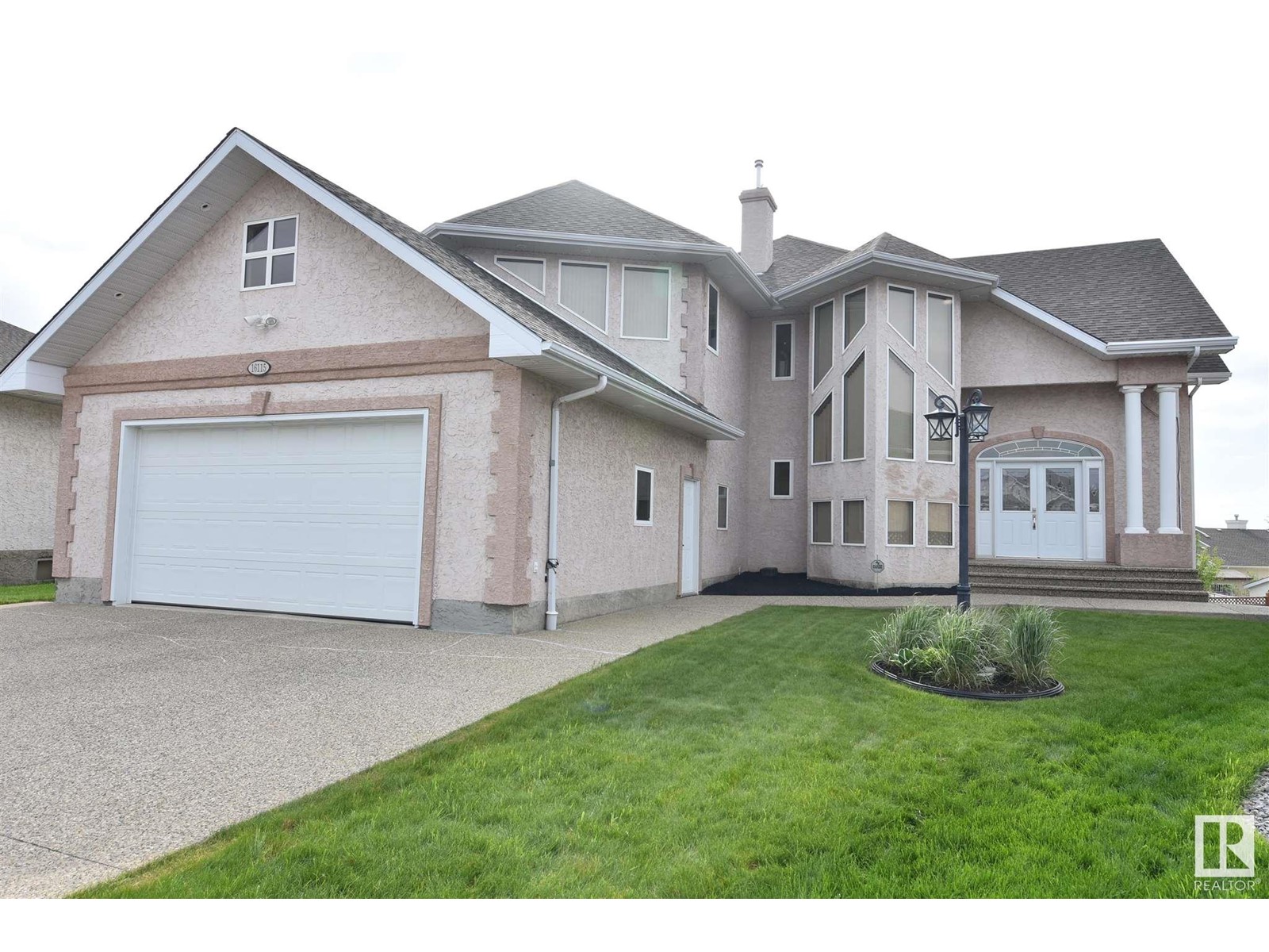 57 St Nw Unit 16115, Edmonton, AB T5Y 2T1