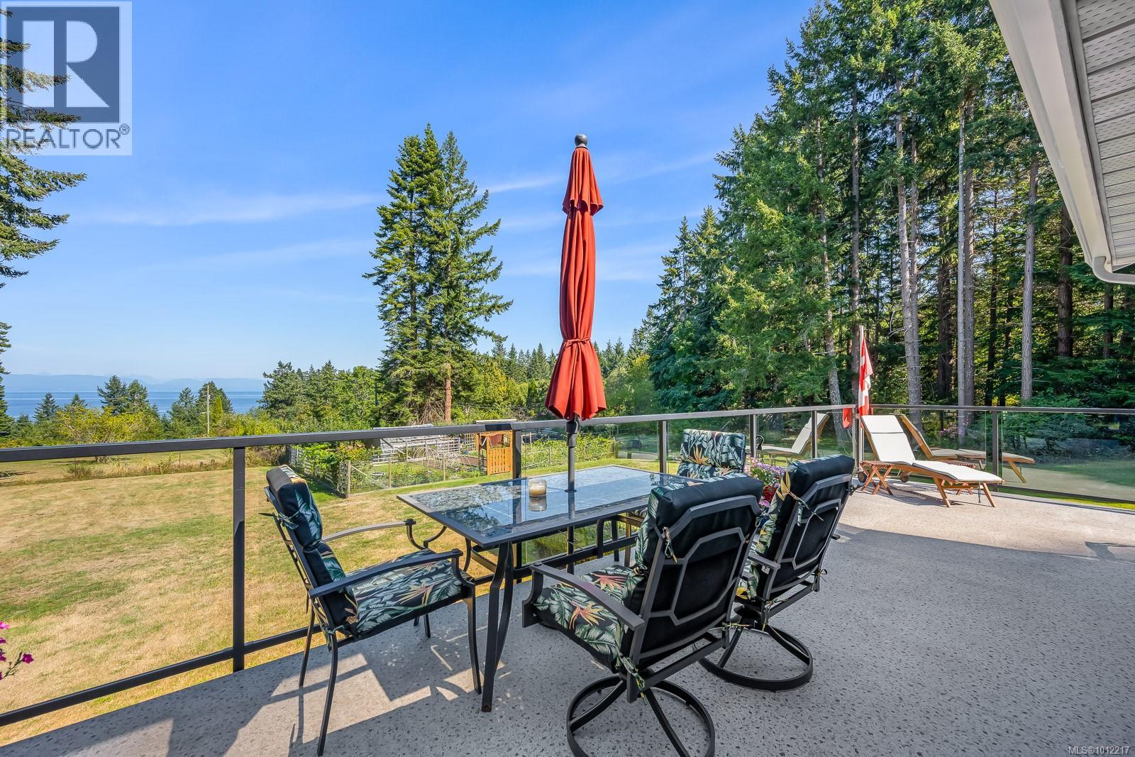 1927 Wilson Rd, Courtenay, BC V9J 1V6