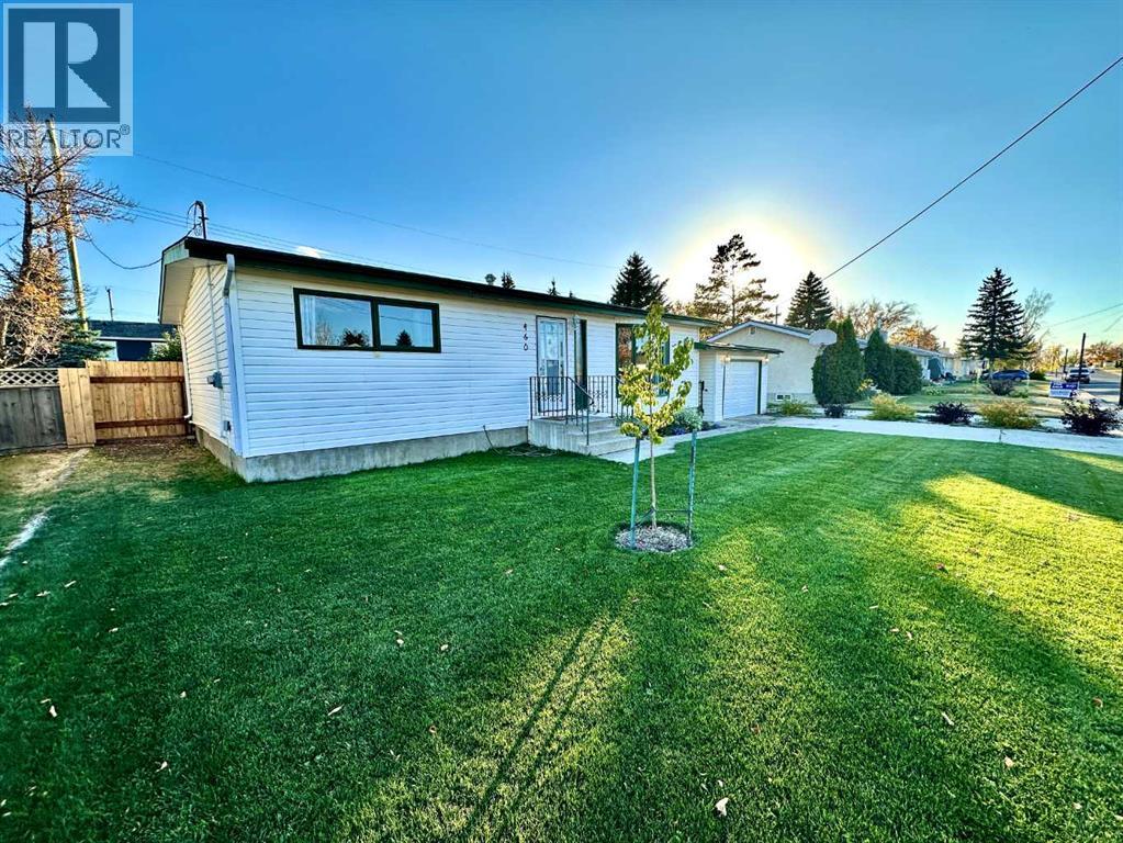 16 Street Unit 460, Fort Macleod, AB T0L 0Z0