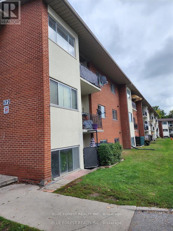 304 1172 Hamilton Rd, London, ON N5W 1A9