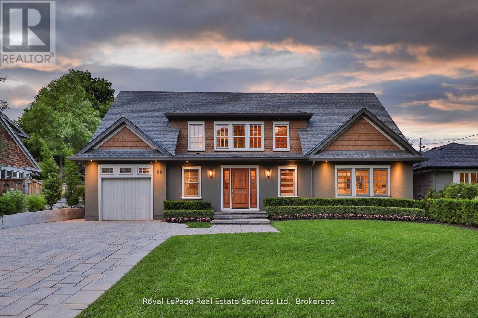 69 Allan St, Oakville, ON L6J 3M7