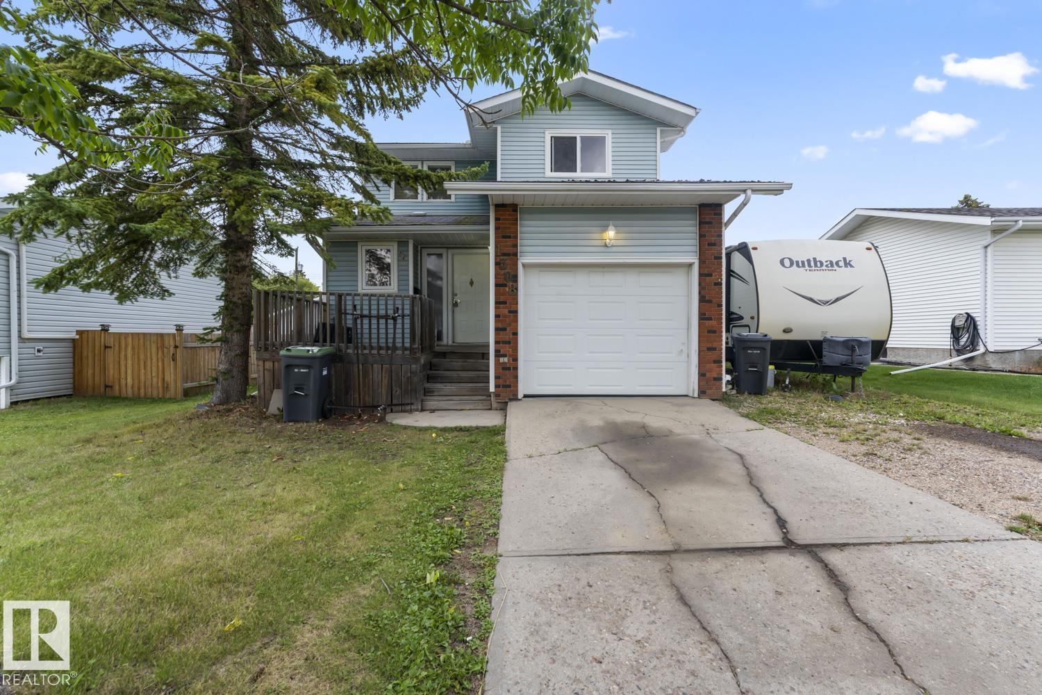 1308-11 Street St, Cold Lake, AB T9M 1J5