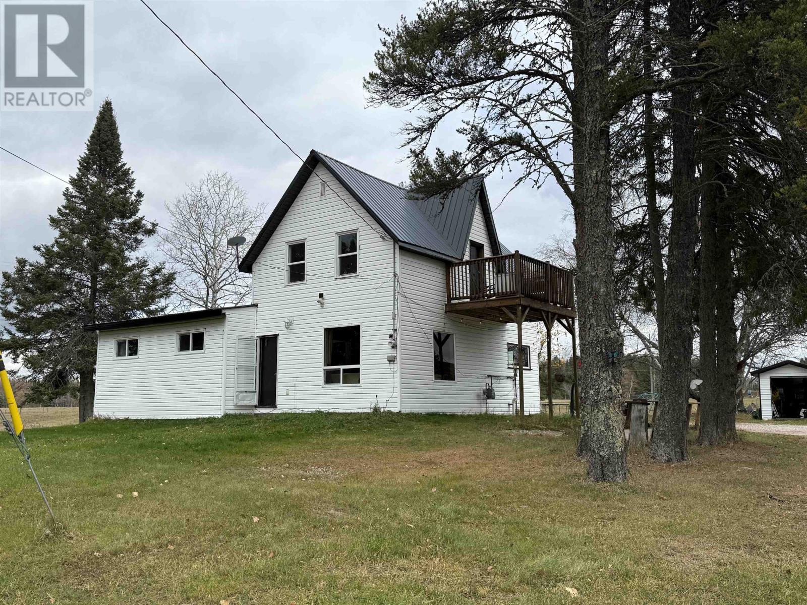 621 Mcgogy Rd, Dryden, ON P8N 3G2