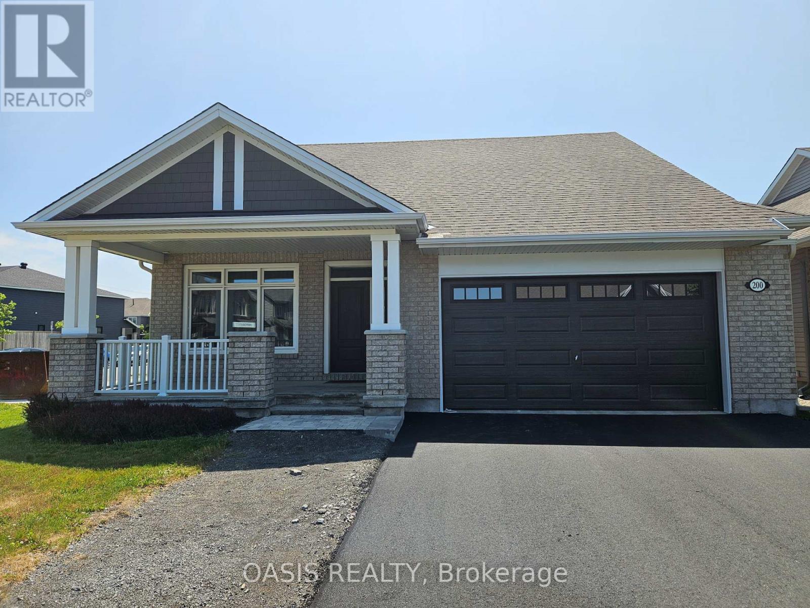 200 Maygrass Way, Ottawa, ON K2S 2K8