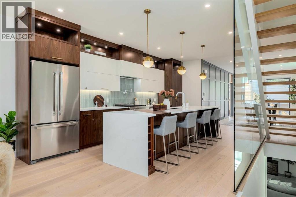 16 Street Se Unit 1612 #a, Calgary, AB T2G 3S7
