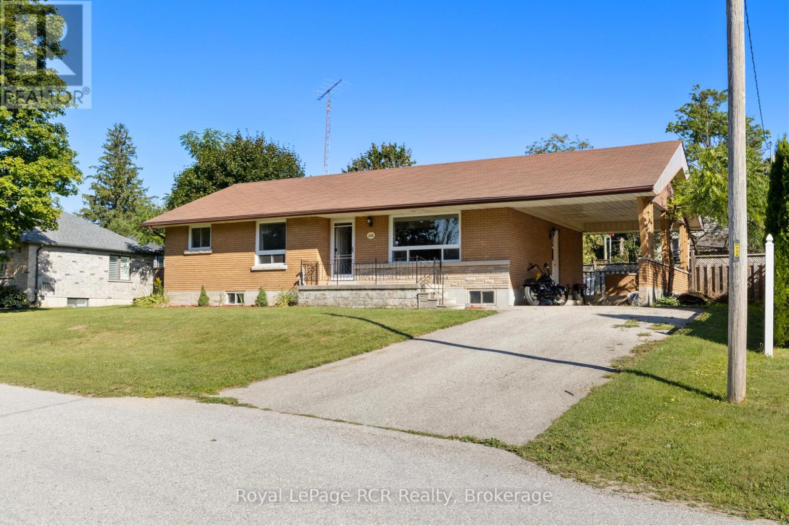 141 N Water St W, Wellington North, ON N0G 2L3