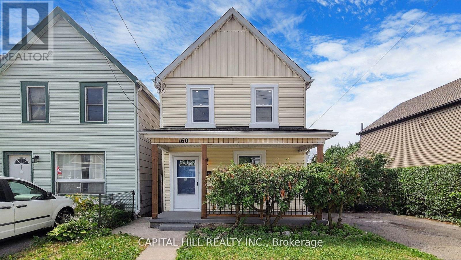 160 Picton St E, Hamilton, ON L8L 3W6