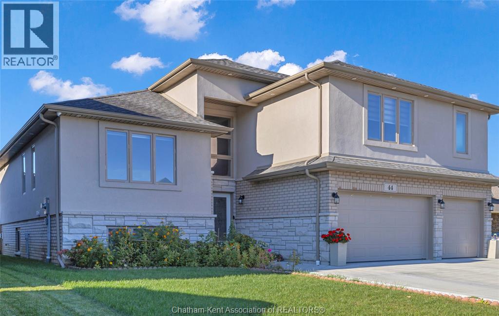 44 Peachtree Ln, Chatham, ON N7L 0B3