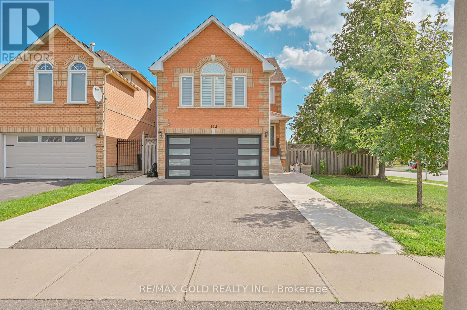 122 White Tail Cres, Brampton, ON L6Y 5C3