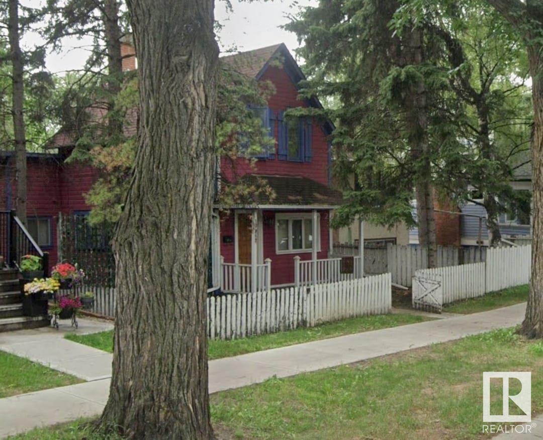 87 Av Nw Unit 10039, Edmonton, AB T6E 2P1