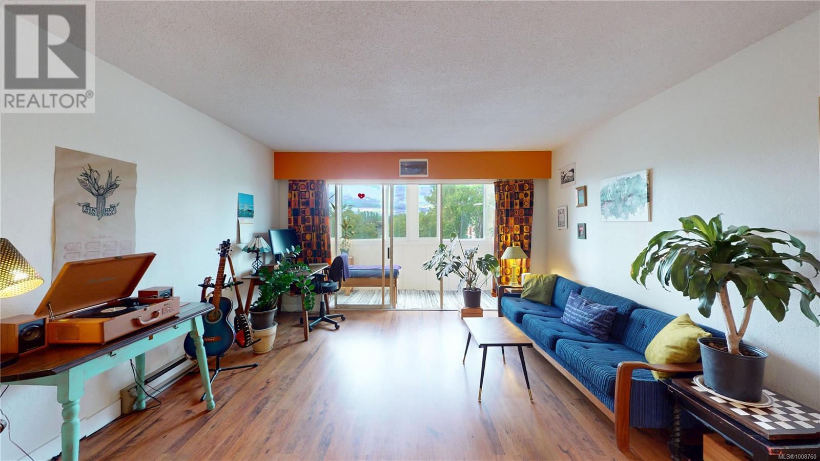 1012 Pakington St Unit 203 St, Victoria, BC V8V 3A1