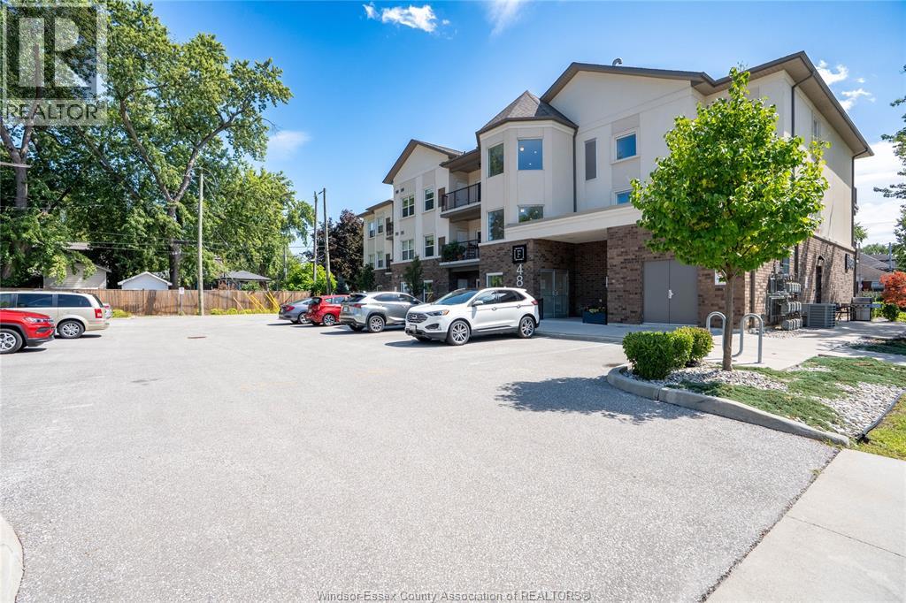 480 Fairview Boulevard Unit Apt 203, Windsor, ON N8S 2E2