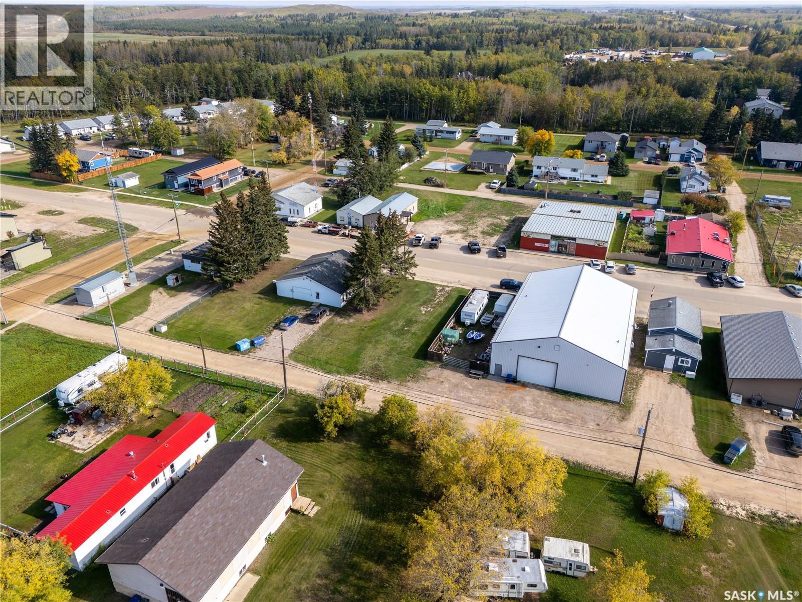 165 167 Main St, Pierceland, SK S0M 2K0