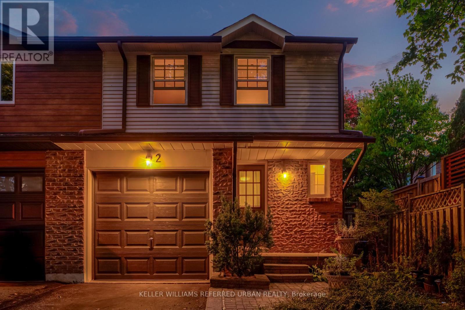2 Skelton St, Toronto, ON M8V 3W4