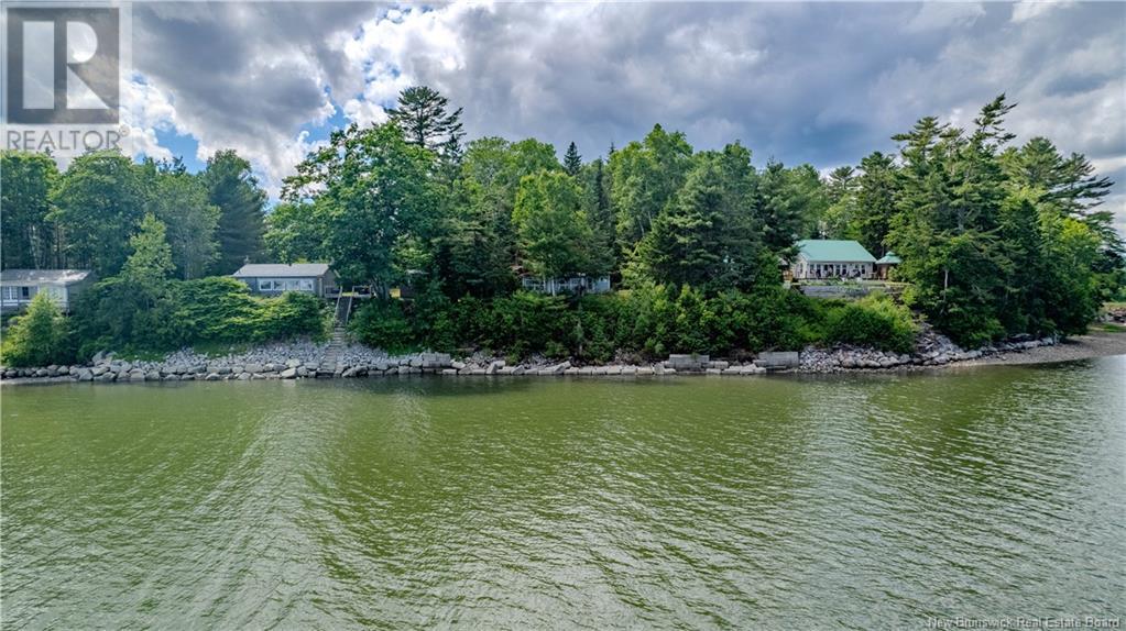 5 Baie Vista Ln, OAK BAY, NB E3L 4C7 MLS NB102302 Houseful