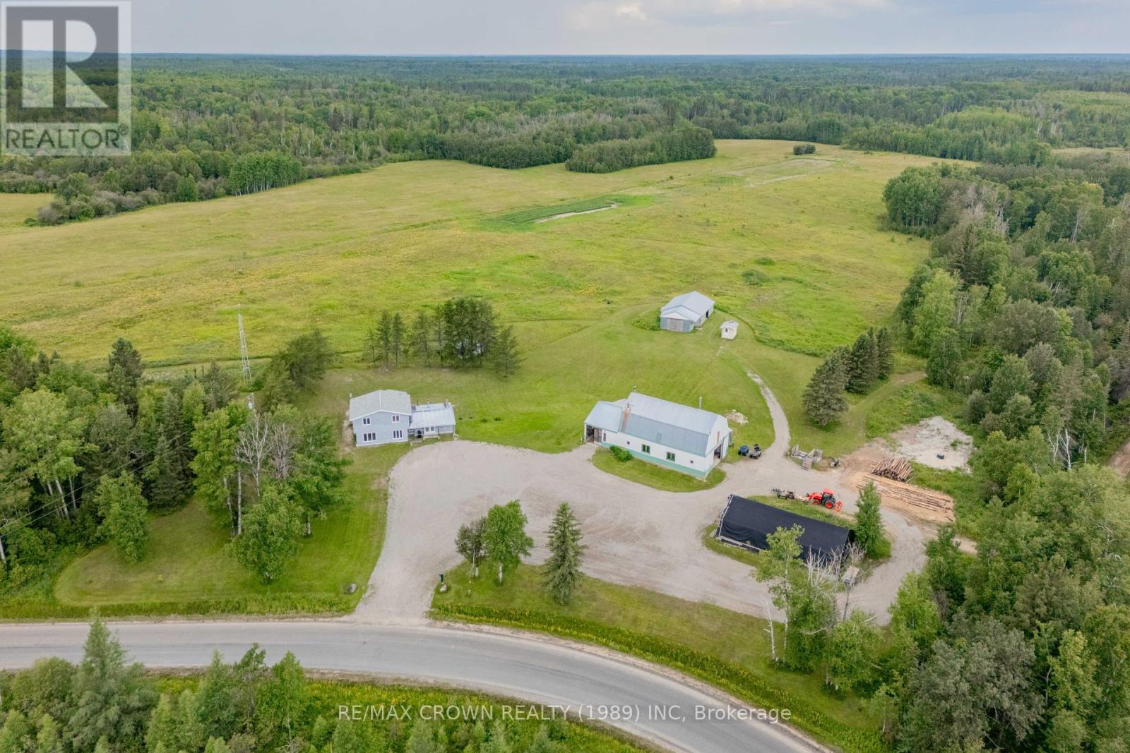 195 Ouellette Bay Rd, Moonbeam, ON P0L 1V0
